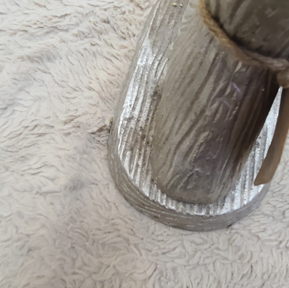 Tommy Bahama Gray Textured Shark Figurine Shaker, Rare, Mussing Shaker Bttle - Picture 7 of 11